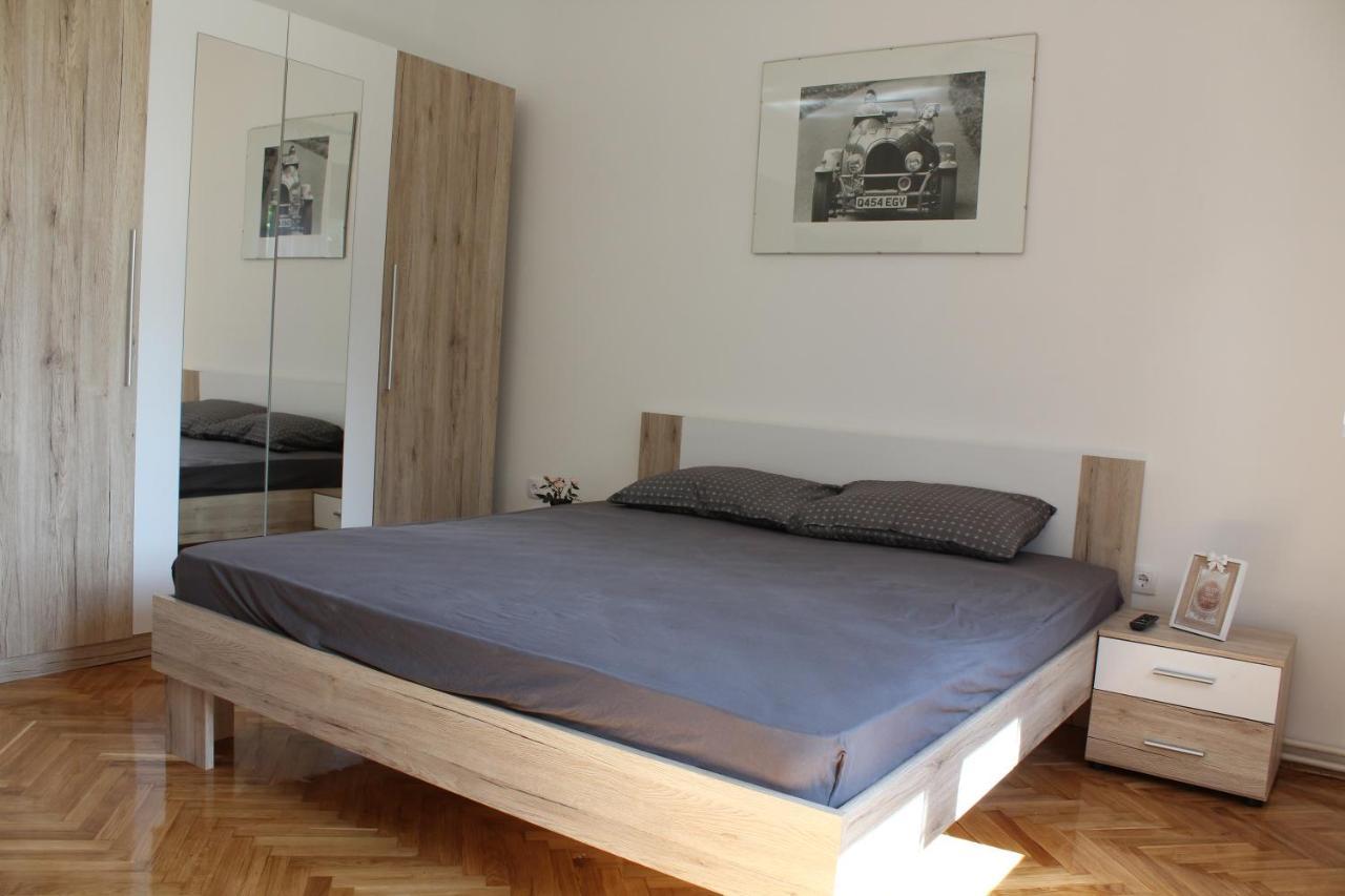 M Apartment Versec Kültér fotó